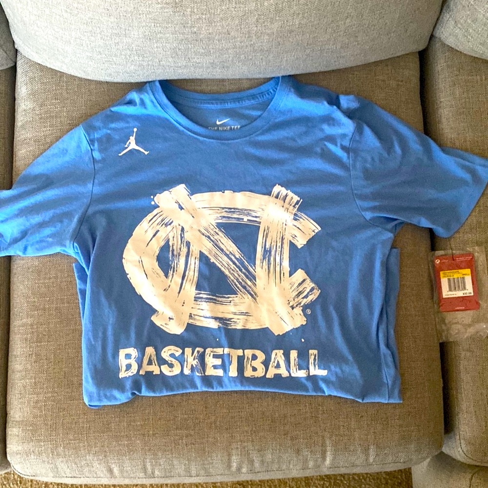 North Carolina Tarheels T-shirt New With Tags